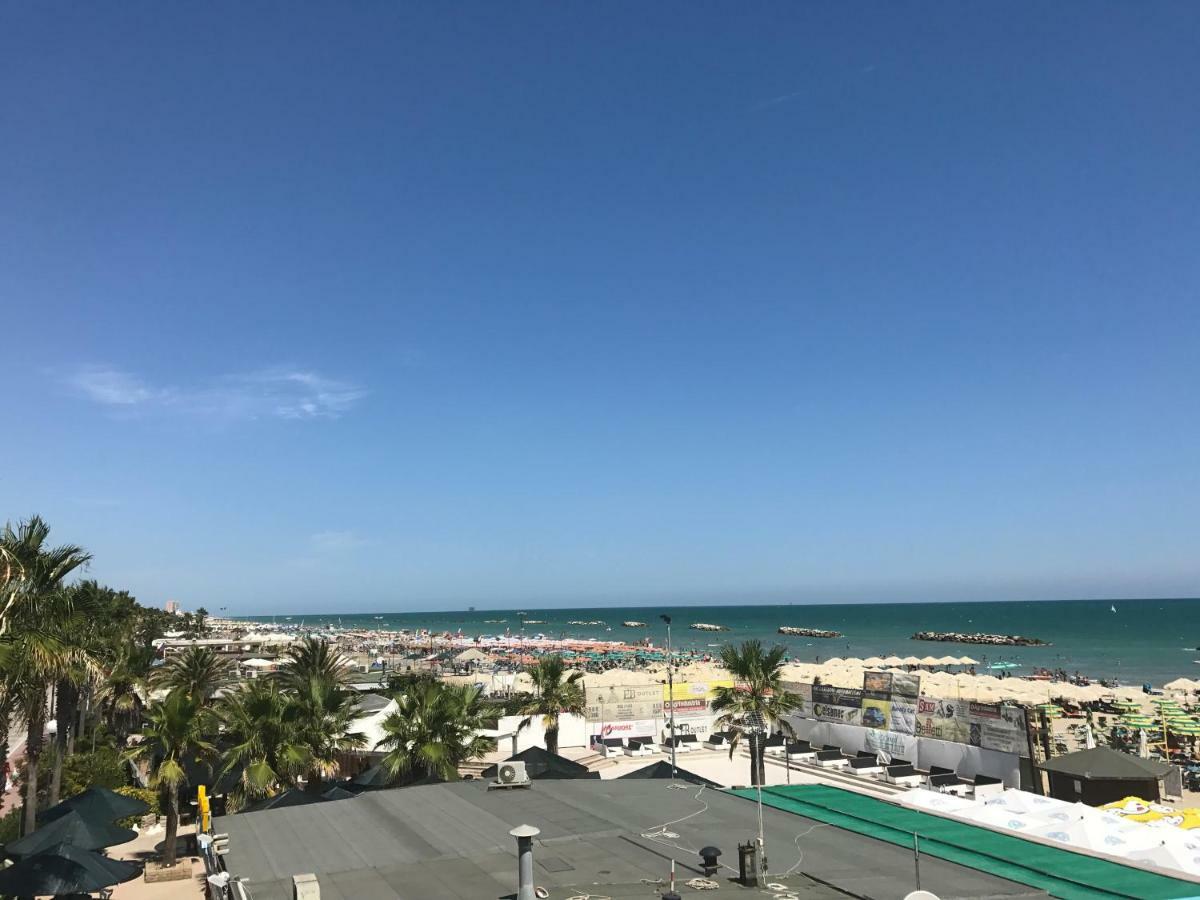 Ferienwohnung Attico Sul Mare Fermo Exterior foto